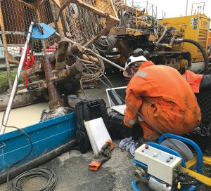 Robertson Geo | Not much room to work in Robertson Geo | Not much room to work in